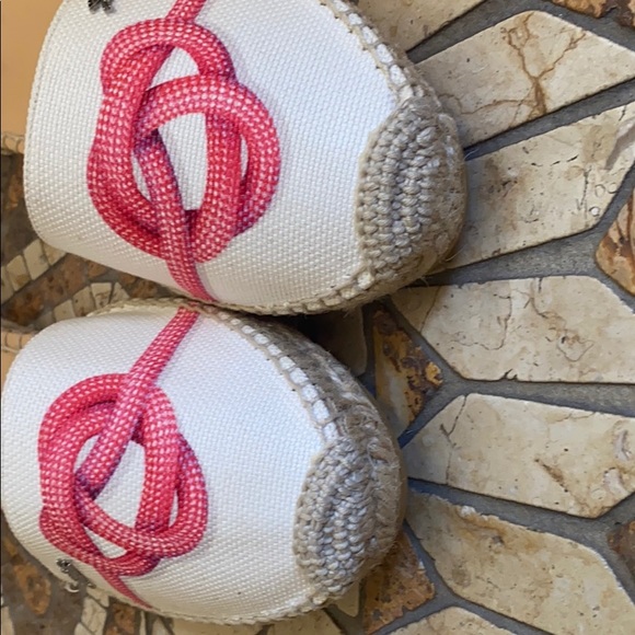 Lend a hand wearing these Longchamp Espadrilles ❤️ - Picture 6 of 11